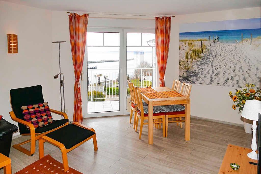 Ferienappartement Fraenzi mit herr Sassnitz Buitenkant foto